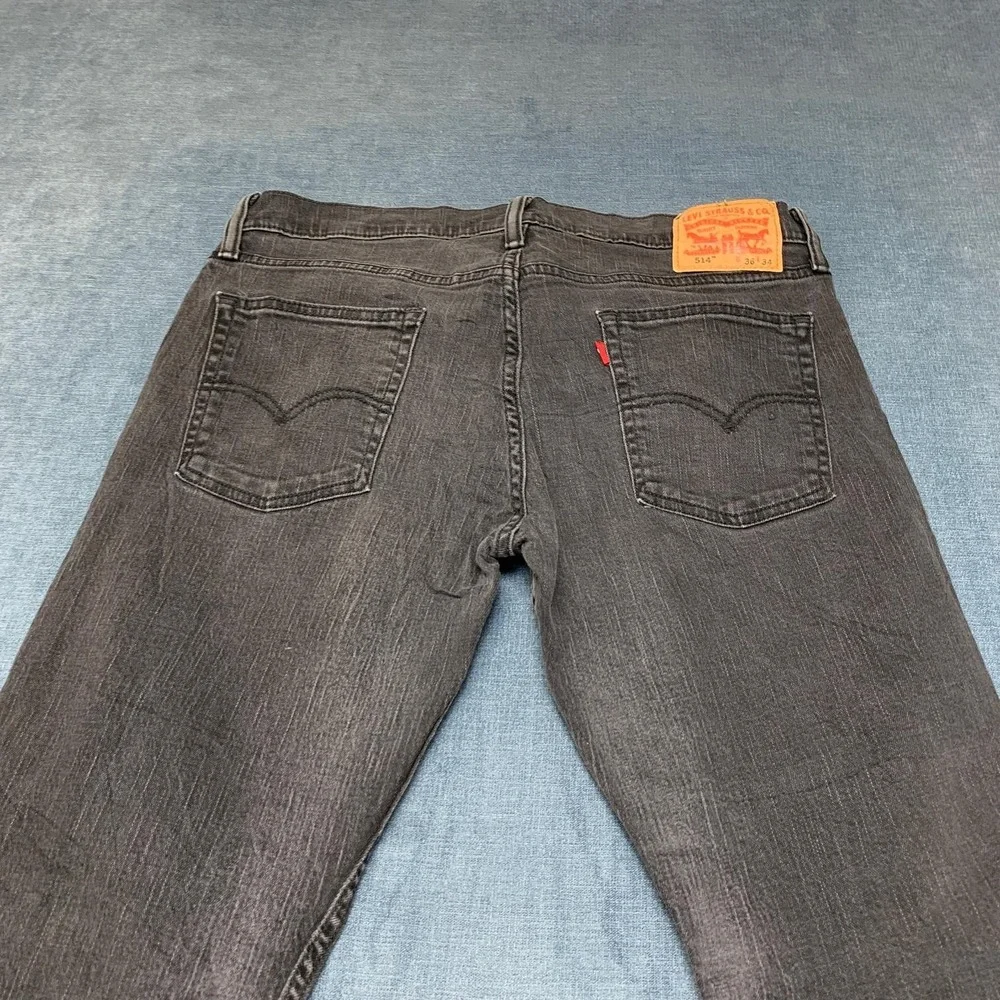 Levi's 514 Jeans Mens 36x34 Black Denim Everyday Wear Medium Wash Straight Fit